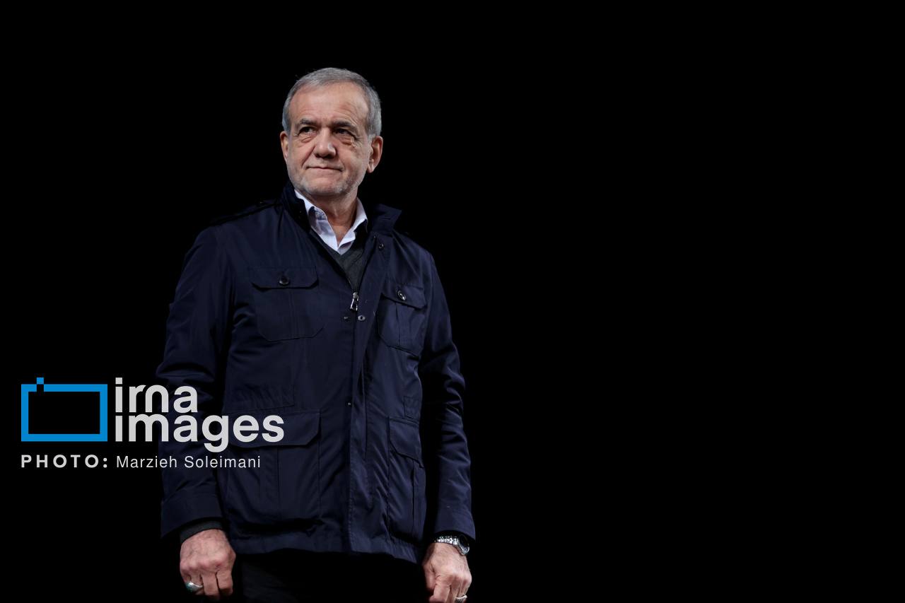 پزشکیان از طرف مردم ایران «توهین» ترامپ به پاپ را محکوم کرد