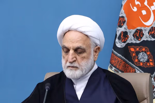 رییس قوه قضاییه: «عناصر خائن به وطن» قاطعانه محاکمه و مجازات خواهند شد