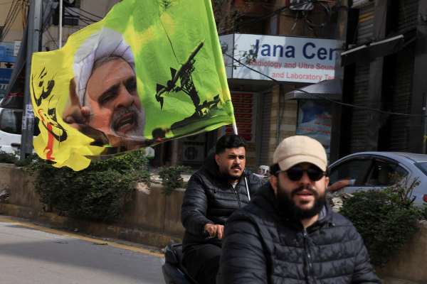 لبنان جمهوری اسلامی را به اعزام نیروهای سپاه «در پوشش فعالیت دیپلماتیک» متهم کرد