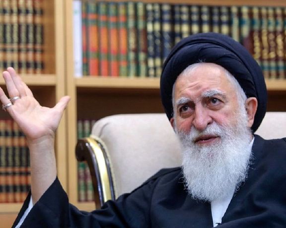 یک مدرس حوزه علمیه قم: شرایط خطرناک است، آخوندها جرات خروج از خانههایشان را ندارند