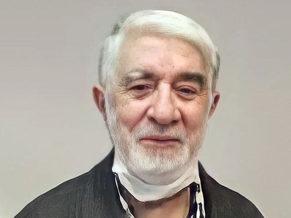 خیزش مردم در ایران و پیام میرحسین موسوی به نیروهای مسلح: در سمت حقیقت و ملت بایستید