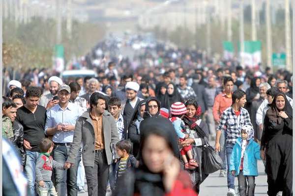 Iranians Abandon Political Factions Ahead Of Elections