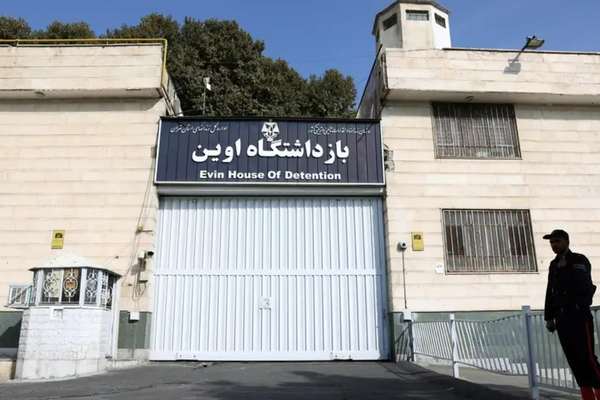 "هرانا": حرمان السجناء السياسيين من الرعاية الطبية انتهاك واضح لحقوق الإنسان في إيران