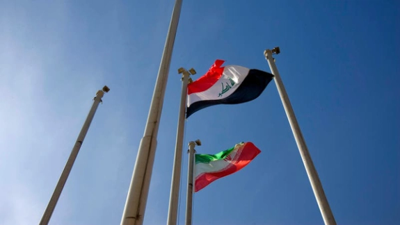 Flags of Iran and Iraq
