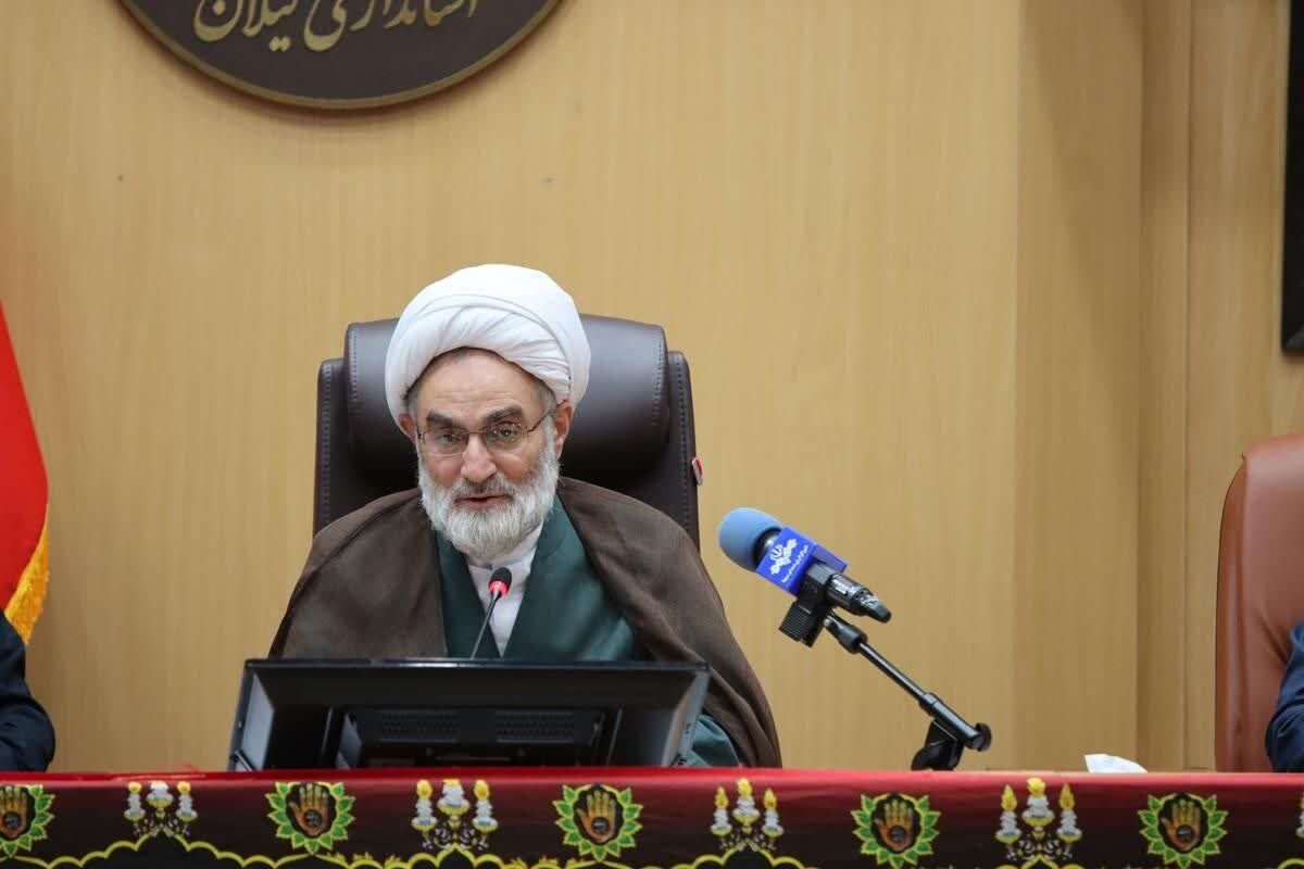 امام جمعه رشت: ای بی‌حجابان، شرمتان باد، این مردم دمار از روزگارتان درمی‌آورند