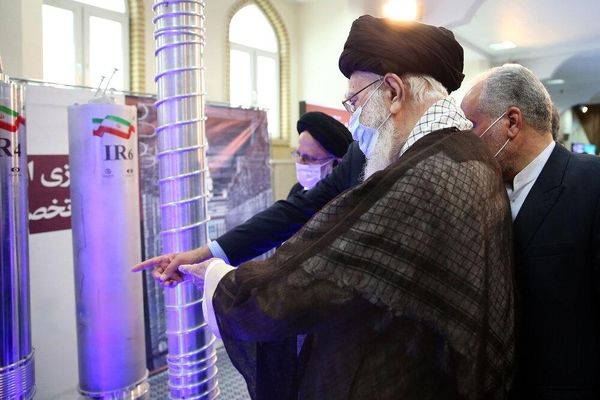 منظمة "الاتحاد ضد إيران نووية" تنتقد معارضة بايدن الهجوم على المنشآت النووية لطهران