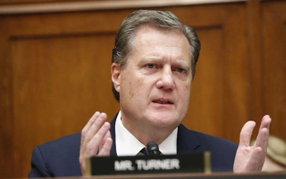 مایک ترنر: جمهوری اسلامی برای ترامپ، پمپئو و بولتون خطری تهدیدکننده است