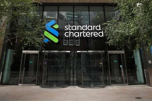Whistleblower: US Hid British Bank’s $100B Iran Terror Transactions