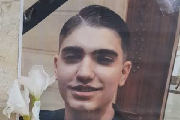 رهام سعادتی، والیبالیست ۱۷ ساله، در کرج بهدست جمهوری اسلامی به قتل رسید