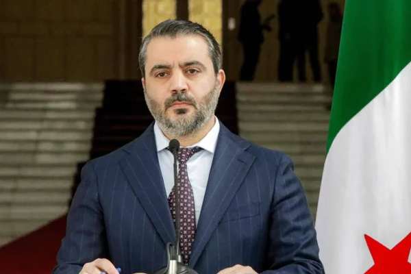 أسعد الشيباني: نفوذ إيران في سوريا استفزازي.. وعلى طهران تغيير سياستها