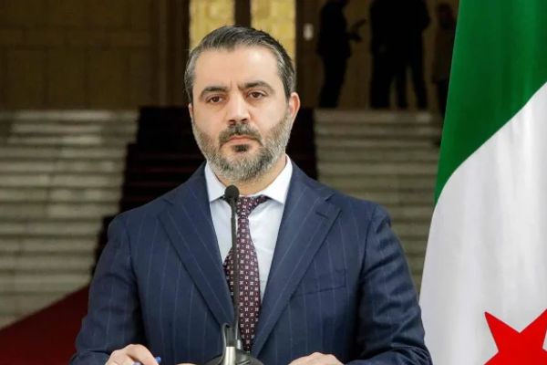 أسعد الشيباني: نفوذ إيران في سوريا استفزازي.. وعلى طهران تغيير سياستها