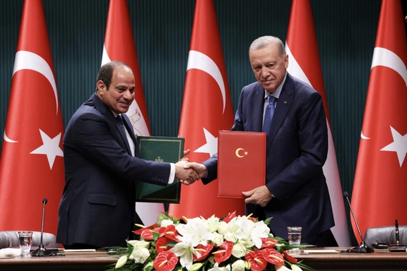 اولین سفر رییسجمهور مصر به ترکیه پس از ۱۲ سال سردی روابط دو کشور