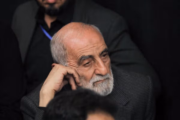 حسین شریعتمداری: دریافت عوارض از کشتیهای عبوری از تنگه هرمز، حق ماست
