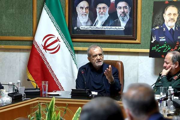 مسعود پزشکیان: توان تهاجمی نیروهای مسلح باعث غافلگیری دشمن شده است