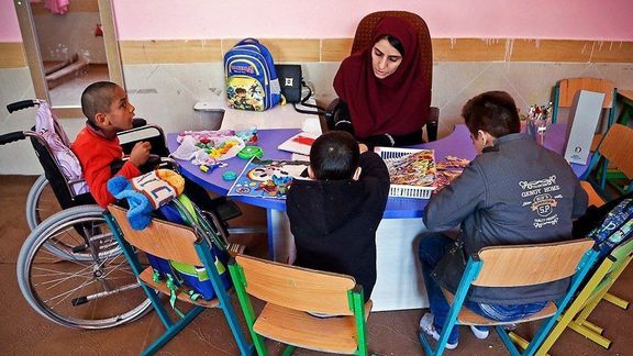 معاون وزیر آموزش و پرورش: ۳۰ هزار محصل دارای معلولیت امکان مدرسه رفتن ندارند