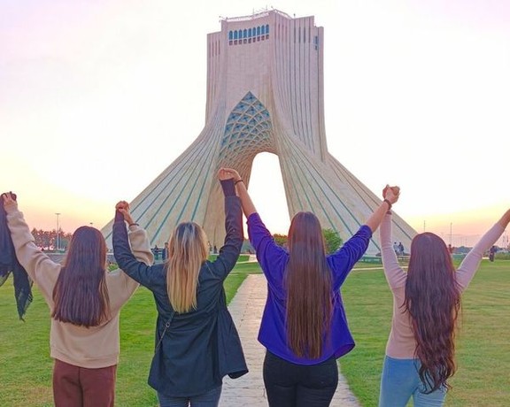 Women appearing without hijab in Tehran