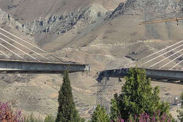Iranians voice anxiety, mixed views as fears of infrastructure attacks rise