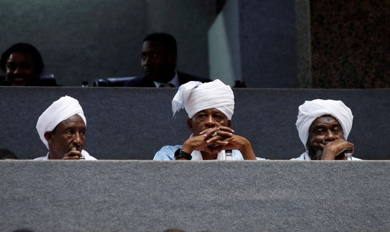 امارات در سودان به دنبال چیست؟