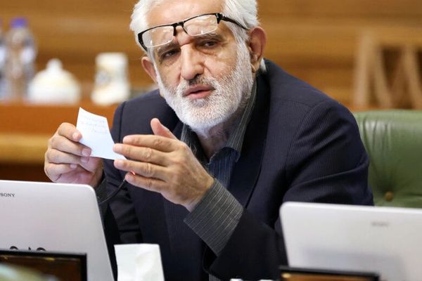 مسؤول إيراني: لدينا صاروخ كافٍ لمحو إسرائيل عن وجه الأرض