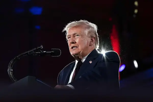Trump puts odds of Iran deal at ‘50/50’ as Pakistan cites progress in talks