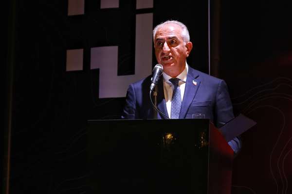 شاهزاده رضا پهلوی: اکنون وظیفه ما حفظ امید و همبستگی ملی است