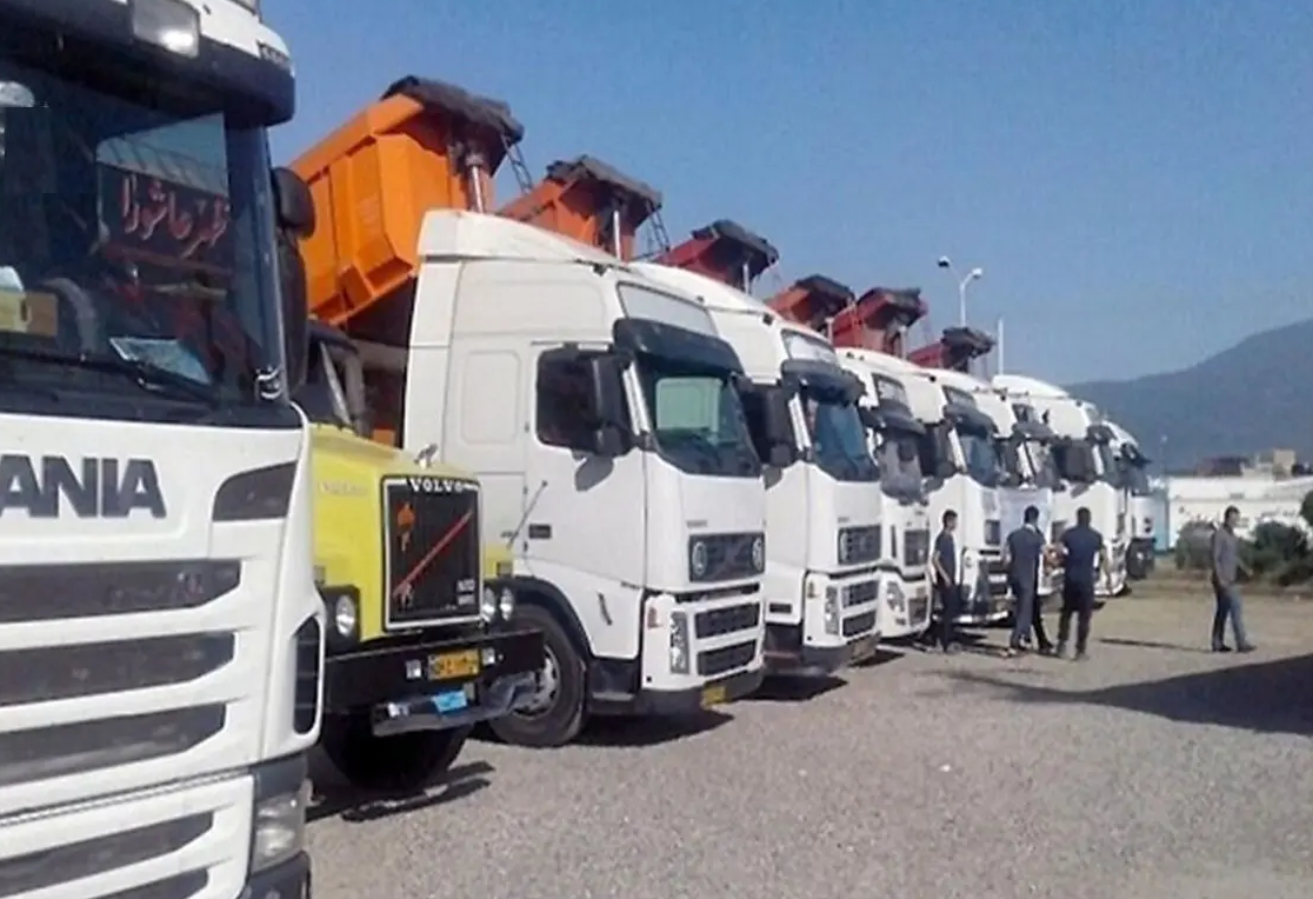 اتحادیه تشکل‌های کامیونداران و رانندگان: باتمام قوا درکنار مردم معترض می‌ایستیم