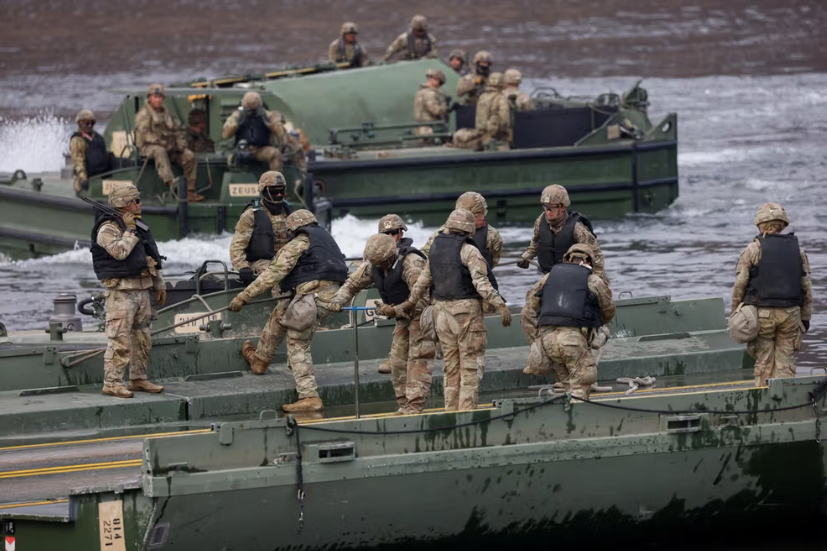 آمریکا هزاران نیروی نظامی دیگر به خاورمیانه اعزام می‌کند