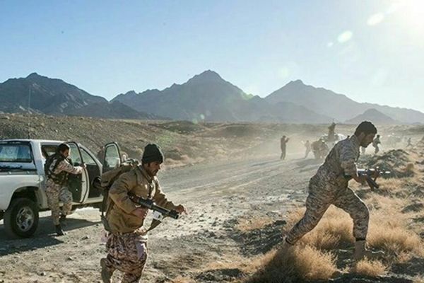مقتل 4 عناصر من الحرس الثوري في اشتباكات مع جماعة كردية شمال غربي إيران