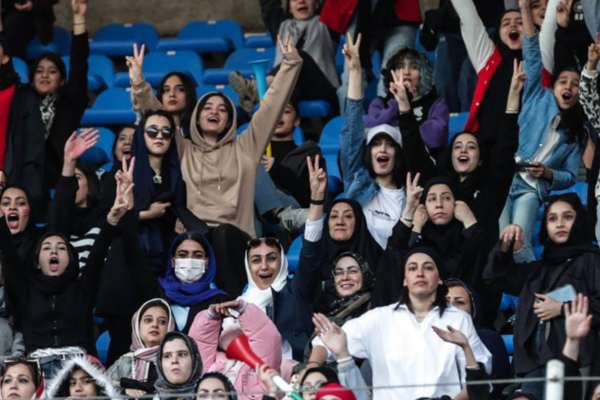 با ابهام درباره حضور زنان؛ موافقت شورای تأمین برای برگزاری بازی استقلال - گلگهر در مشهد