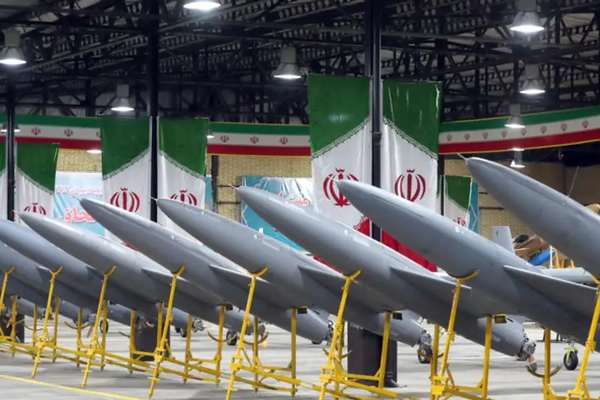 طهران تسلح السودانيين بطائرات مسيرة لتعزيز نفوذ الحرس الثوري الإيراني في المنطقة