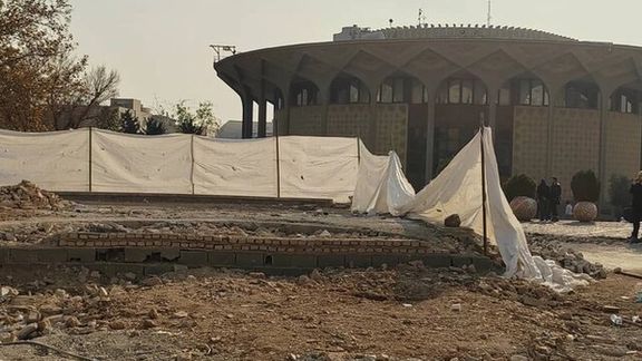 تعیین حریم و حصارکشی مجموعه تئاتر شهر تهران بار دیگر حاشیهساز شد