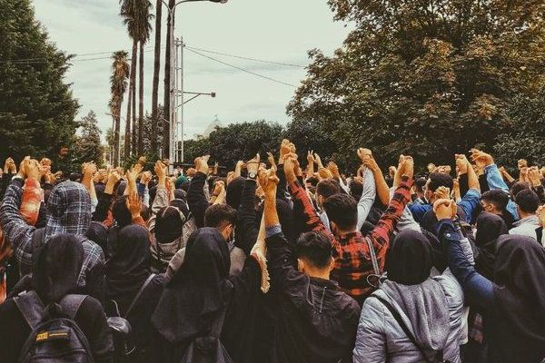 وثائق "عدالة علي": النظام الإيراني حاول منع الاحتجاجات أو امتدادها بعد مقتل مهسا أميني