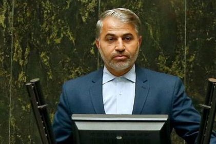 نماینده سروستان: حداقل ۱۰تا ۱۵ شهر کشور درگیر مسمومیت دانش آموزان شدند