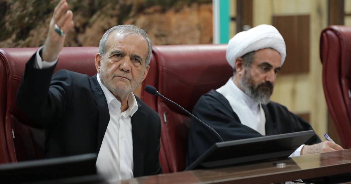 After IAEA vote, Pezeshkian says world oppressing Iran