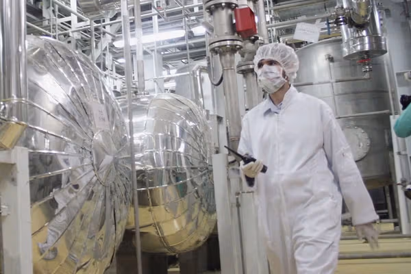 رویترز از آمادگی جمهوری اسلامی برای «انعطاف» درباره غنیسازی اورانیوم خبر داد