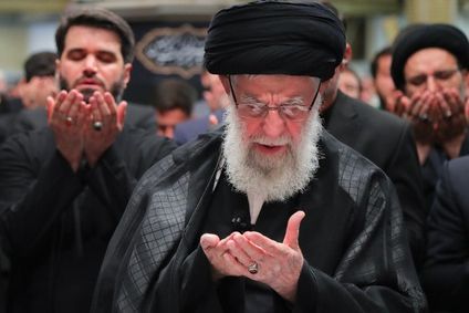 نماینده سابق مجلس: حکومت به مرحله خطرناکی رسیده و نگران اعتراضات گسترده است