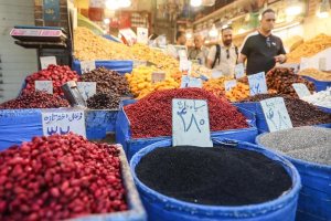 درمان سقوط ارزش پول ایران شاید از خود بیماری بدتر باشد