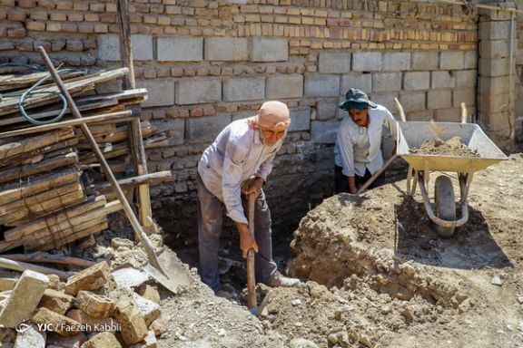 File photo of Afghan construction workers in Iran