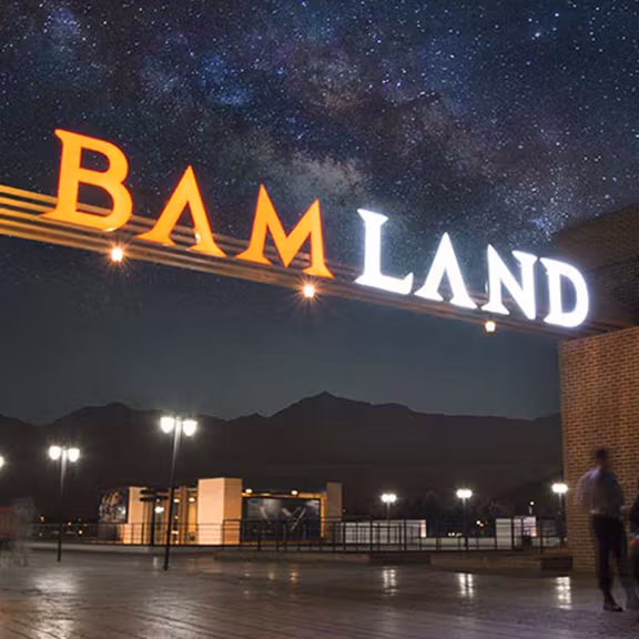 کاربران شبکههای اجتماعی «رفتار نژادستیزانه و تبعیضآمیز با مهاجران افغان» را محکوم کردند