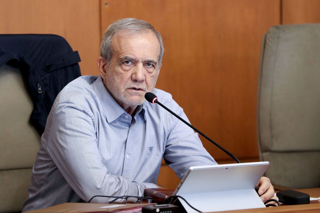 مسعود پزشکیان: رعایت عفاف و حجاب باید از درون دستگاه‌های دولتی آغاز شود