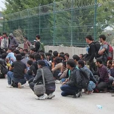 آلمان پذیرش پناهجویان افغانستان را در سفارتخانههایش در ایران و پاکستان تعلیق کرد