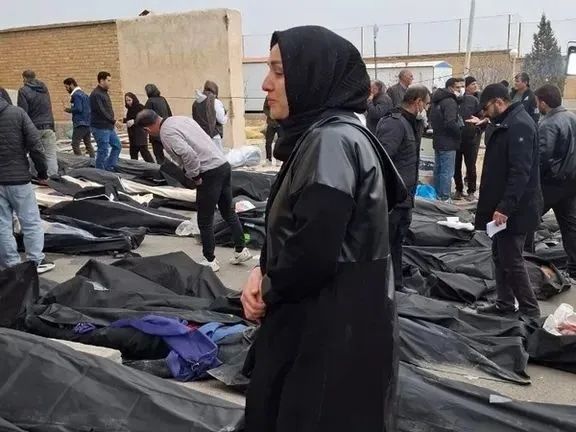 ایرانیان در تبعید از کشتارهای گسترده می‌گویند؛ هر خانواده‌ یک جان‌باخته می‌شناسد