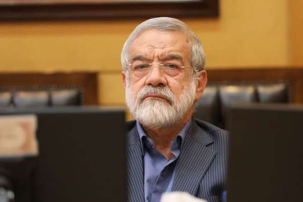برلماني إيراني: ترامب نعمة لنا.. وسيؤدي إلى انهيار أميركا