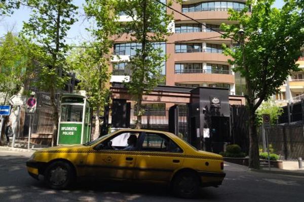 الحكومة الأسترالية أجلت دبلوماسييها قبل طرد السفير الإيراني "خشية انتقام طهران"