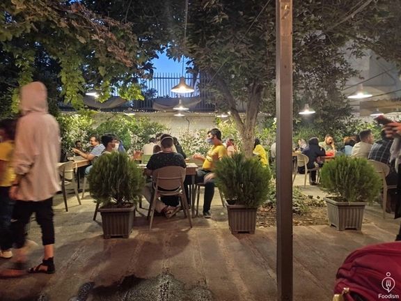 موج تازه تحمیل سبک زندگی: پلمب فلهای کافهها در شیراز، گستردهتر شدن گشتهای ارشاد