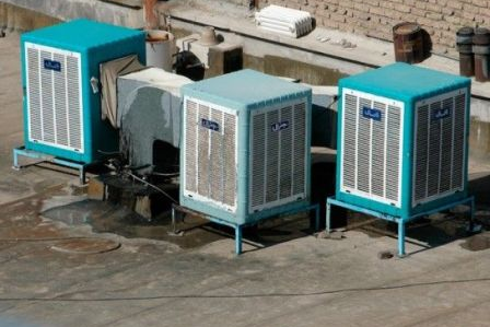 سخنگوی صنعت برق: اوضاع بحرانی است، کولرهایتان را روی دور کند بگذارید