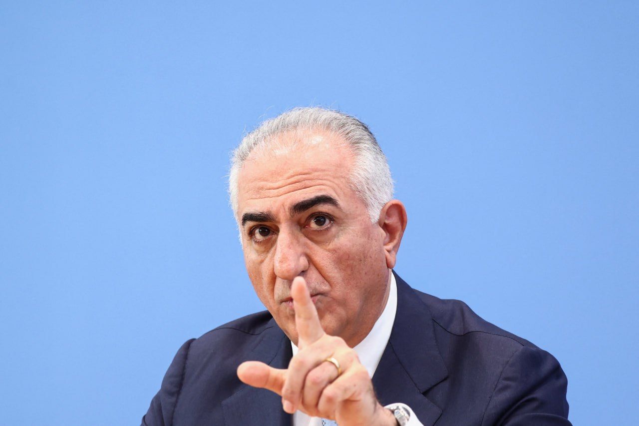 شاهزاده پهلوی: بازگشت به خیابان‌ها نیازمند برابری در توان مقابله است