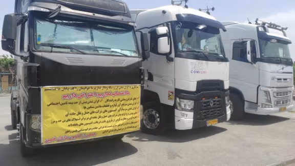 بیش از ۴۰ نفر در رابطه با اعتصاب کامیونداران در ایران بازداشت شدند