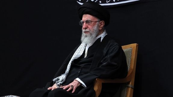 روزنامه کیهان: خامنهای با حضورش جبهه یزیدی عالم را مچاله کرد