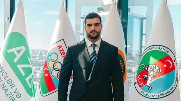 امیررضا معصومی: حضور در این تیم ملی کشتی جمهوری آذربایجان با انگیزه مالی نبود